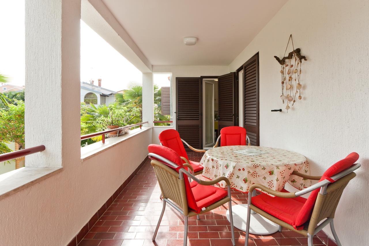 Apartments Neda Пореч Экстерьер фото