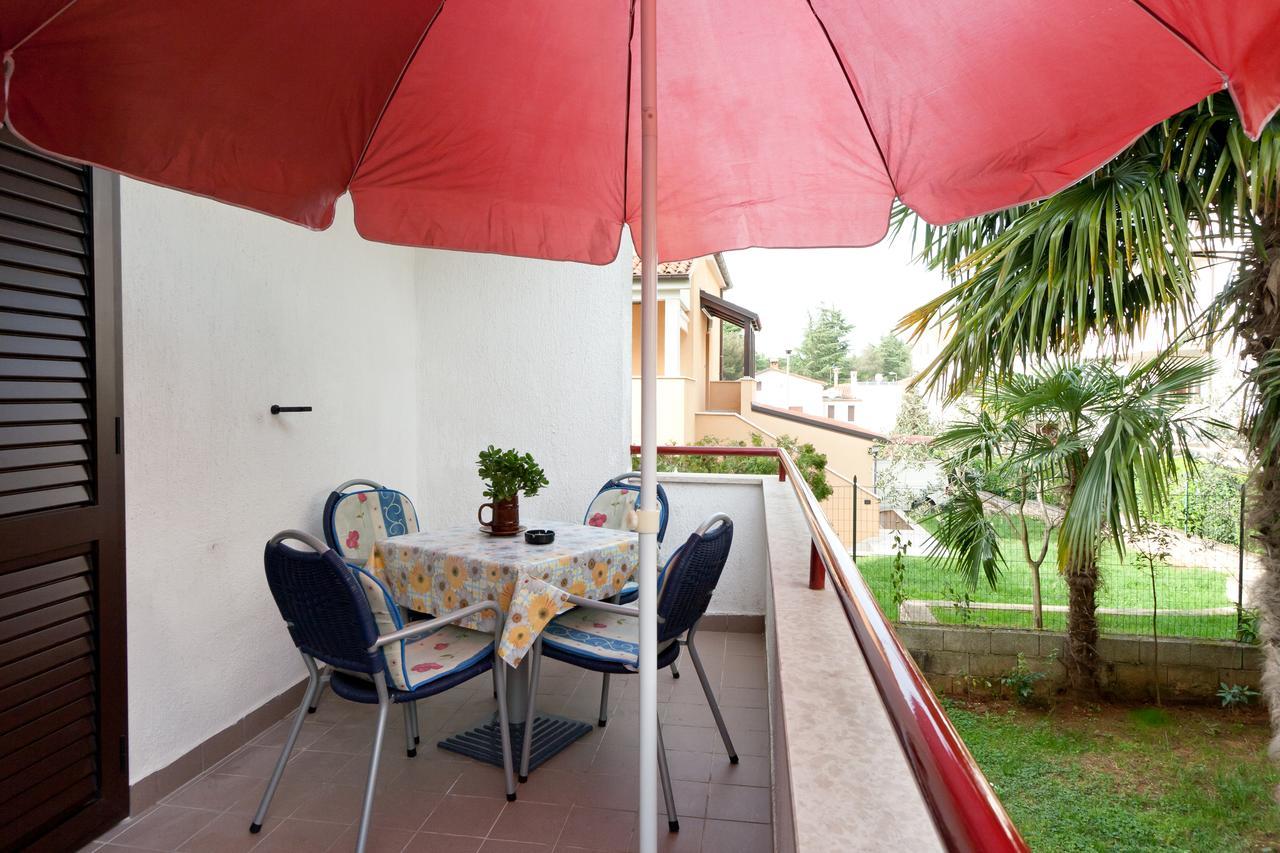 Apartments Neda Пореч Экстерьер фото